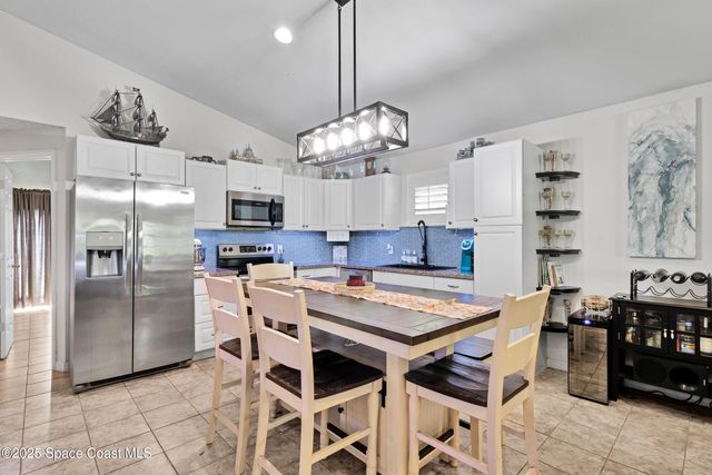 1845 SW 13th Place SW, Vero Beach, FL 32962