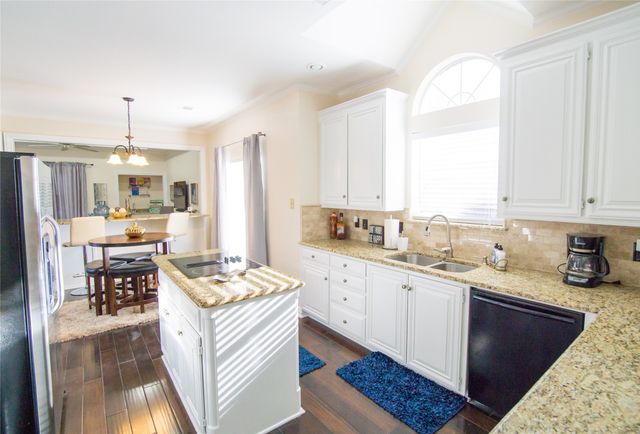 2308 Ox Bow Court, Arlington, TX 76006