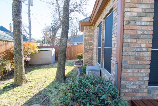 2308 Ox Bow Court, Arlington, TX 76006