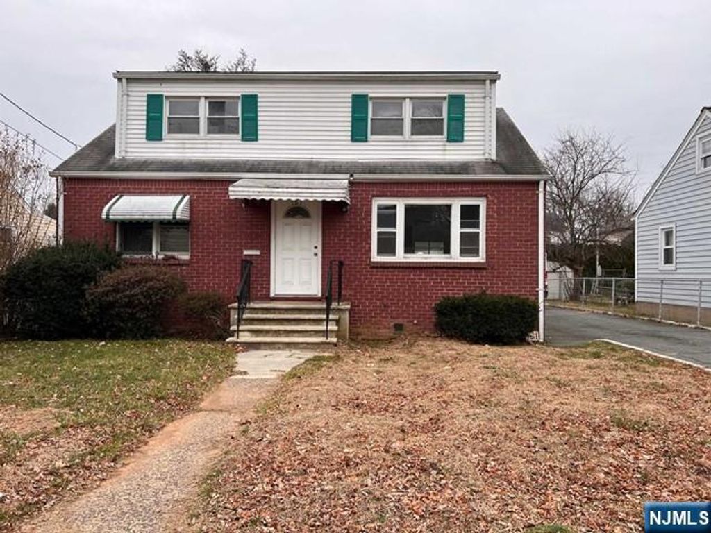 161 Dawson Avenue, Clifton, NJ 07012