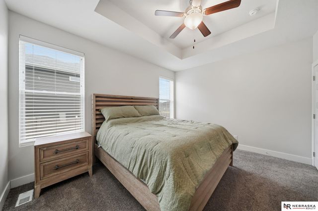 7307 Swiss Alps Avenue, Lincoln, NE 68516