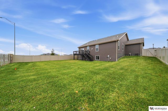 7307 Swiss Alps Avenue, Lincoln, NE 68516