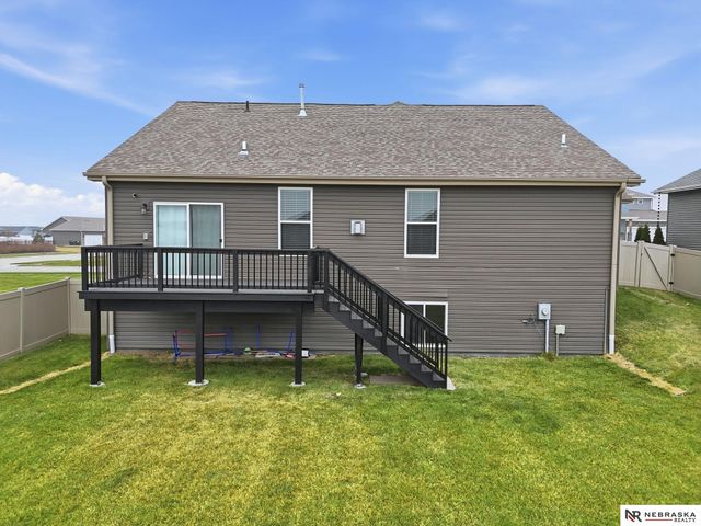 7307 Swiss Alps Avenue, Lincoln, NE 68516
