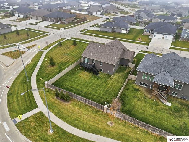7307 Swiss Alps Avenue, Lincoln, NE 68516
