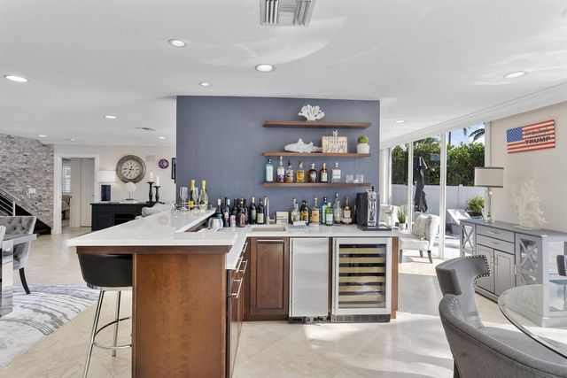 910 JASMINE Drive, Delray Beach, FL 33483