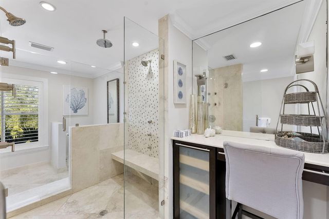 910 JASMINE Drive, Delray Beach, FL 33483