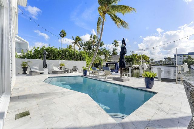 910 JASMINE Drive, Delray Beach, FL 33483