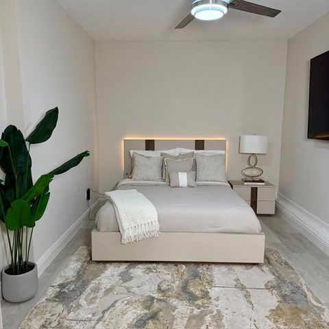 910 JASMINE Drive, Delray Beach, FL 33483