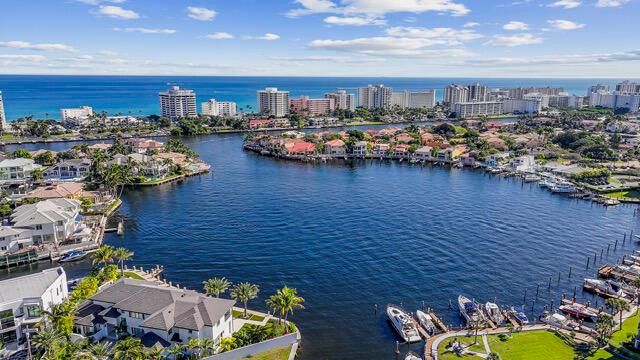 910 JASMINE Drive, Delray Beach, FL 33483