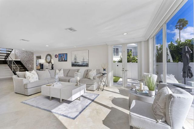 910 JASMINE Drive, Delray Beach, FL 33483