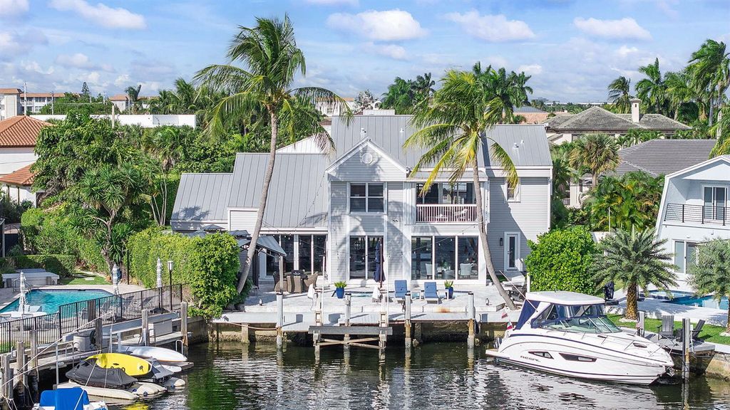 910 JASMINE Drive, Delray Beach, FL 33483