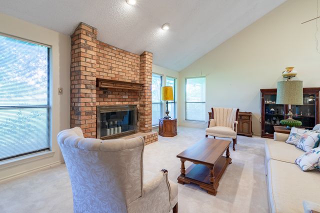 1525 Inverness Road, Mansfield, TX 76063