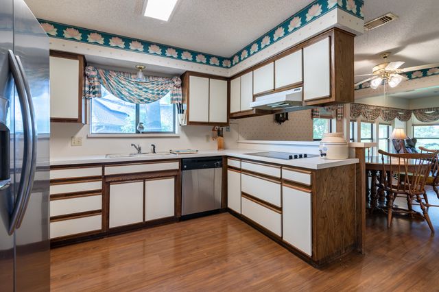 1525 Inverness Road, Mansfield, TX 76063