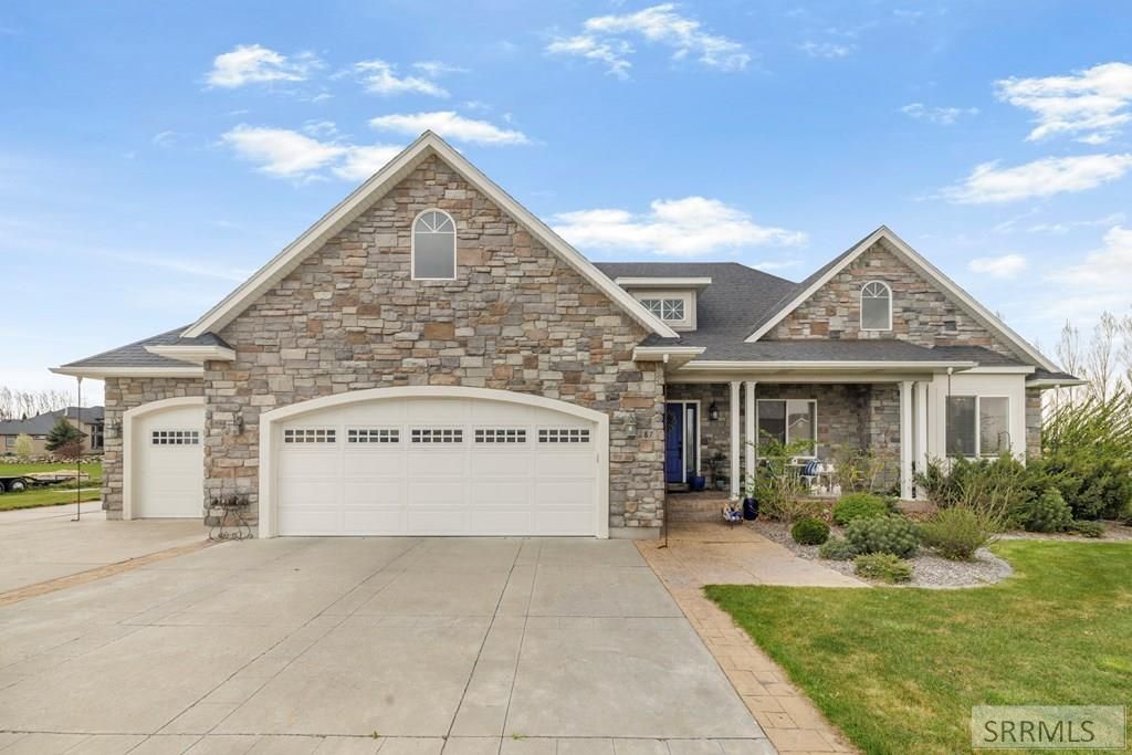 Image 3 of property listing at 287 W 330 N, Blackfoot, ID 83221