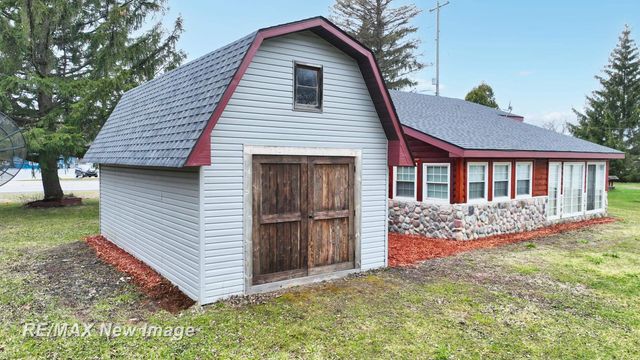 13280 N Saginaw Road, Clio, MI 48420