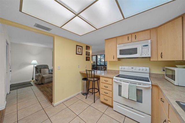 657 MIDWAY DRIVE A, Ocala, FL 34472