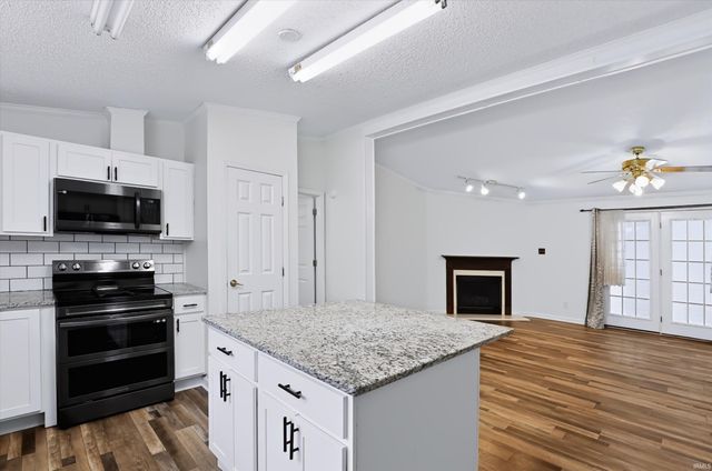 6528 N Showers Road, Bloomington, IN 47408