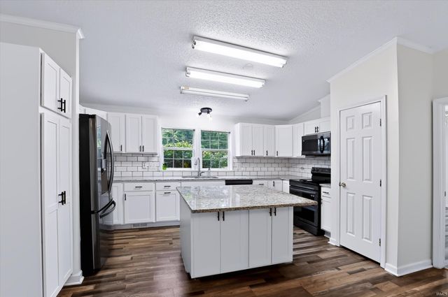 6528 N Showers Road, Bloomington, IN 47408