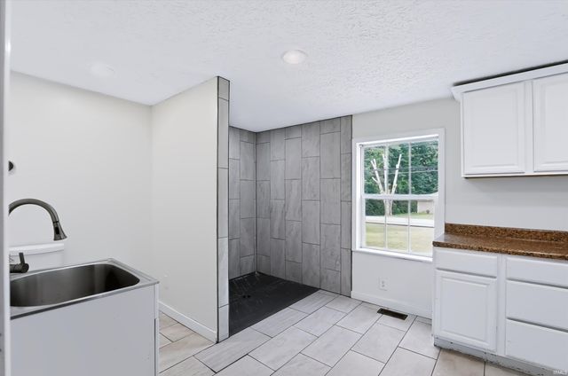 6528 N Showers Road, Bloomington, IN 47408