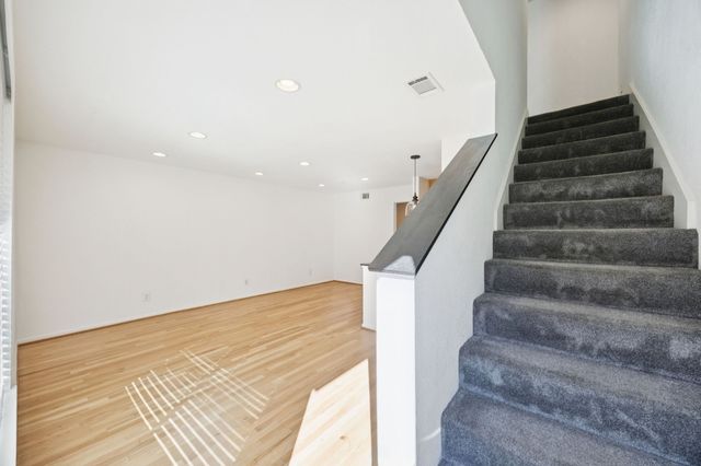 4320 Cole Avenue 3, Dallas, TX 75205