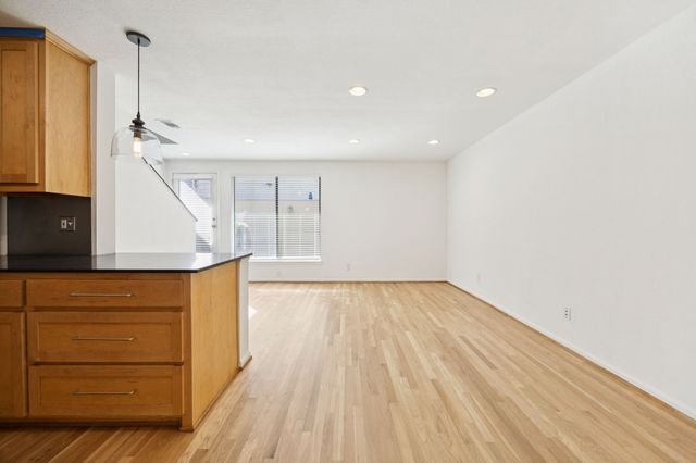 4320 Cole Avenue 3, Dallas, TX 75205