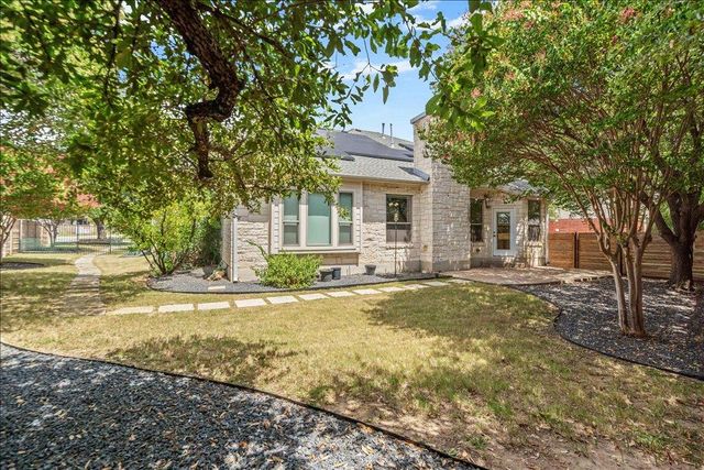5301 Deerwood LN, Austin, TX 78730