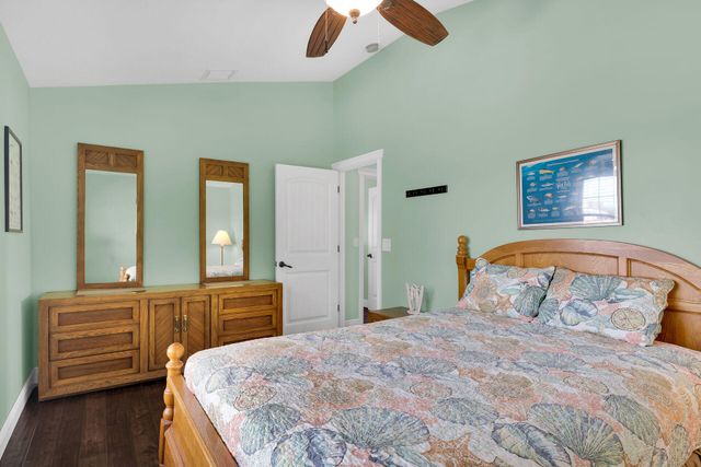 27415 Barbuda Lane, Ramrod Key, FL 33042