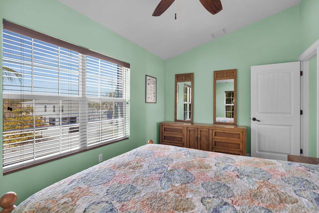 27415 Barbuda Lane, Ramrod Key, FL 33042