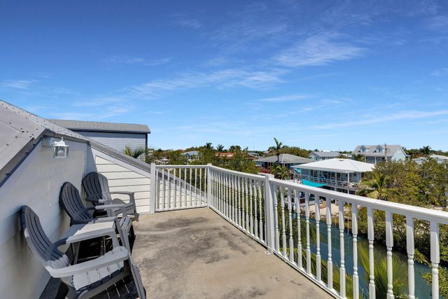 27415 Barbuda Lane, Ramrod Key, FL 33042