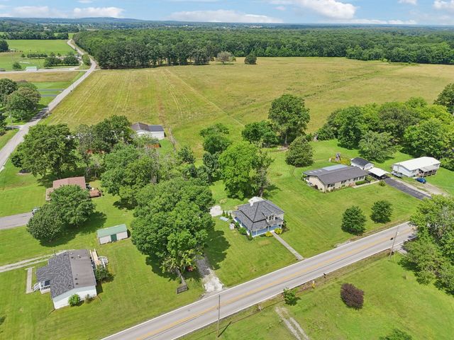 511 N Main St, Morrison, TN 37357