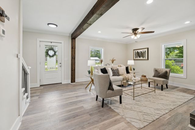 511 N Main St, Morrison, TN 37357