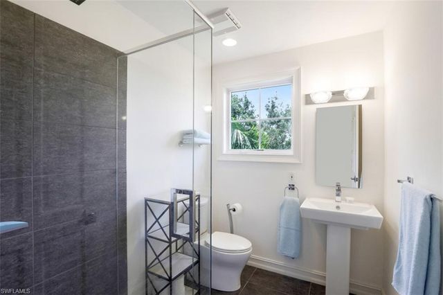 68 Southport CV, Bonita Springs, FL 34134