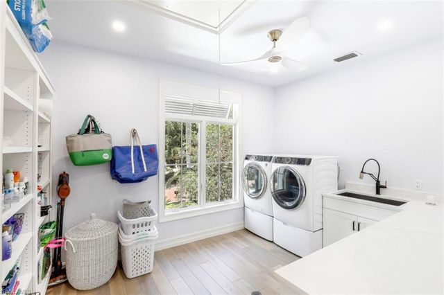 68 Southport CV, Bonita Springs, FL 34134