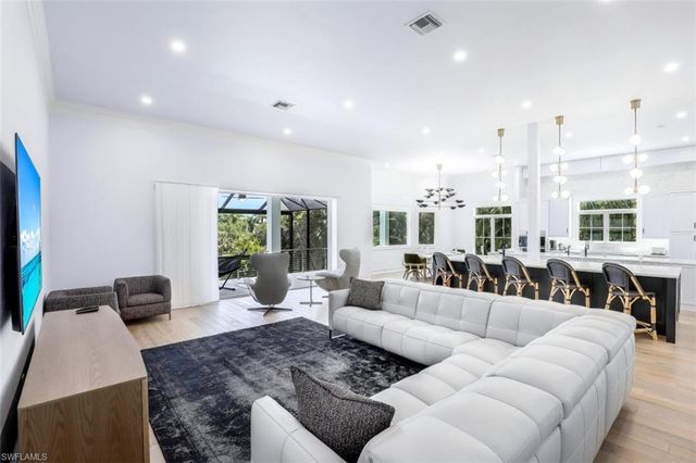 68 Southport CV, Bonita Springs, FL 34134