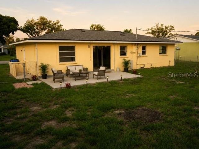 1051 VENETIAN PARKWAY, Venice, FL 34285