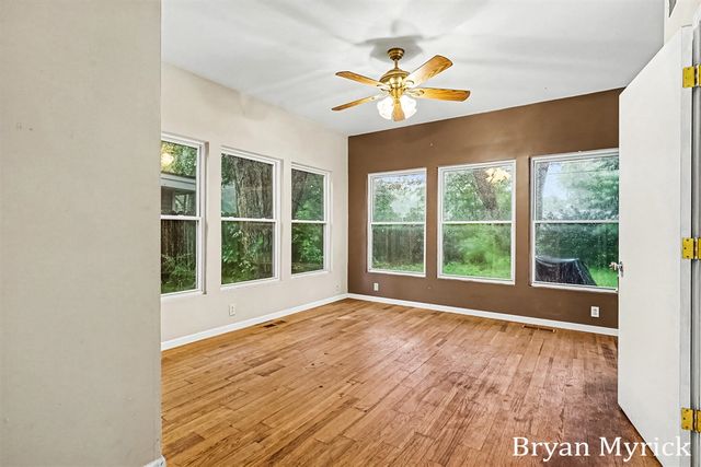 819 W 25th Street, Holland, MI 49423