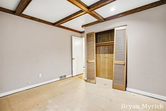 819 W 25th Street, Holland, MI 49423