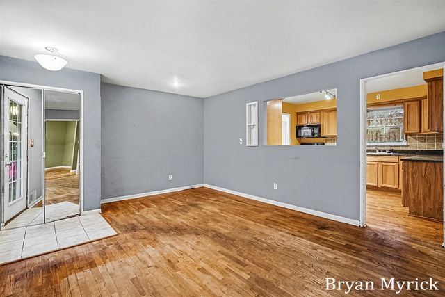 819 W 25th Street, Holland, MI 49423