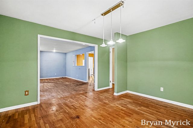 819 W 25th Street, Holland, MI 49423
