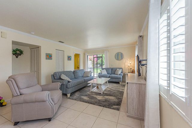 917 Coquina Lane A2, Vero Beach, FL 32963