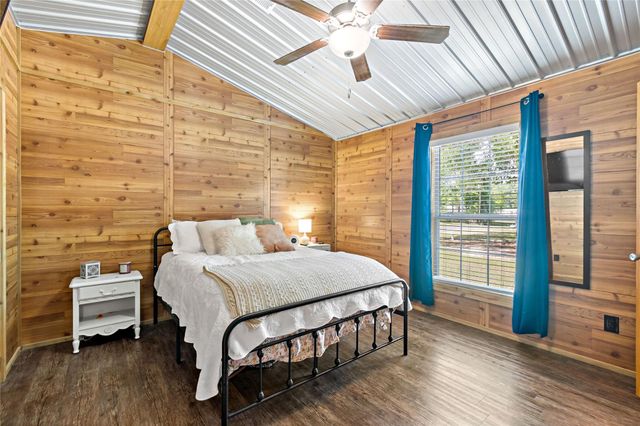 720 Cooke Jones Road, Point Blank, TX 77364