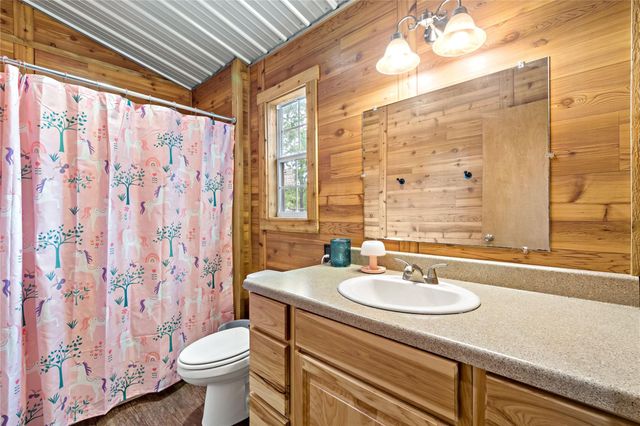 720 Cooke Jones Road, Point Blank, TX 77364