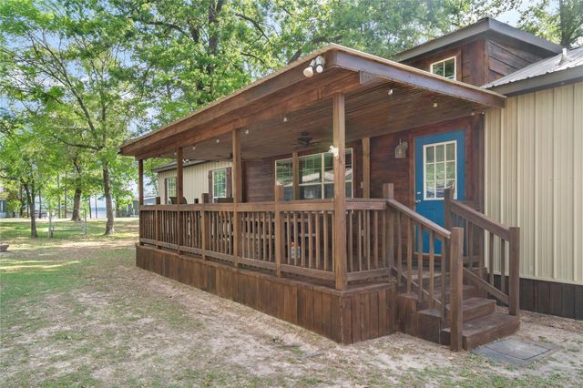 720 Cooke Jones Road, Point Blank, TX 77364