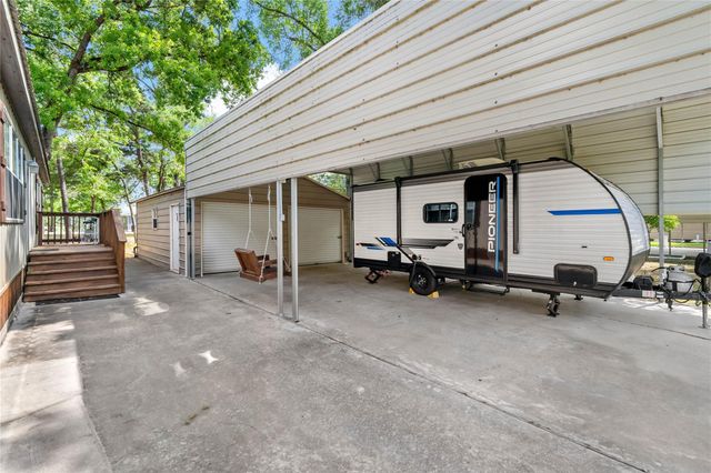 720 Cooke Jones Road, Point Blank, TX 77364