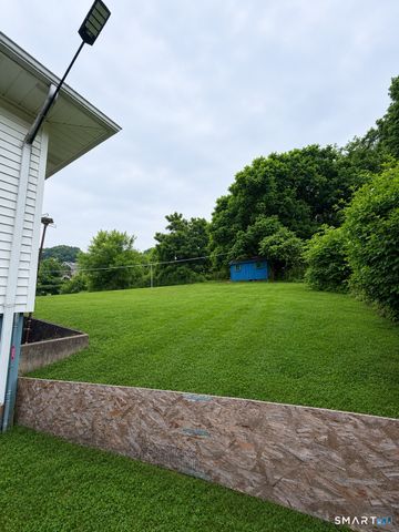 109 Hotchkiss Street, Waterbury, CT 06704