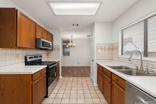 5007 Kenton Trace, San Antonio, TX 78240