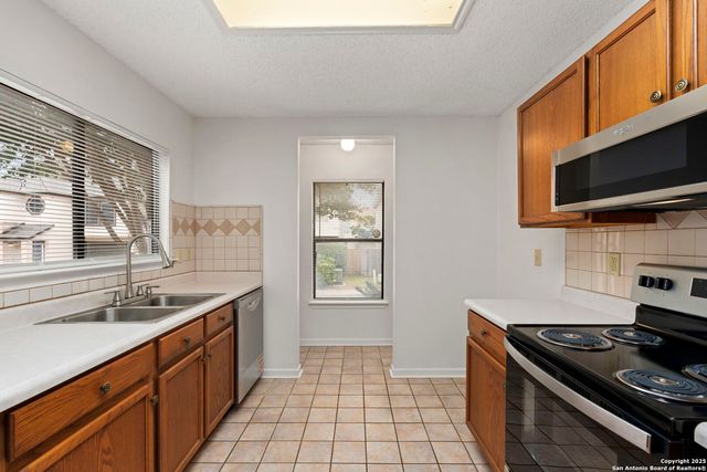 5007 Kenton Trace, San Antonio, TX 78240