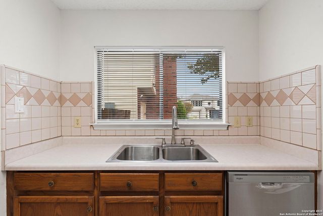 5007 Kenton Trace, San Antonio, TX 78240