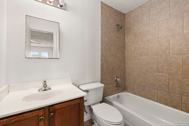 5007 Kenton Trace, San Antonio, TX 78240