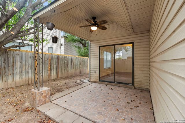 5007 Kenton Trace, San Antonio, TX 78240